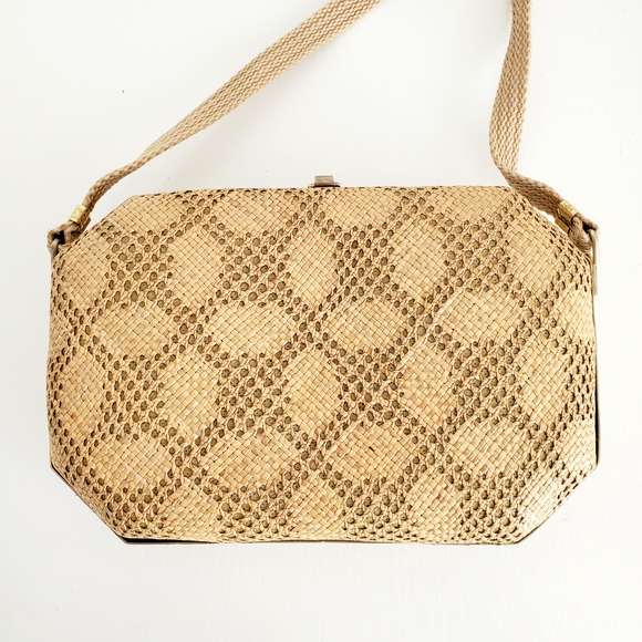 Woven Italian Pattern Crossbody Bag in Tan - Picture 3 of 12